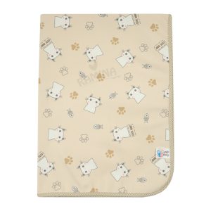 زیرانداز عروسکی بست بیبی Best Baby مناسب برای سیسمونی نوزاد است. ویژگی های زیرانداز عروسکی بست بیبی Best Baby : جنس رویه از مخمل نرم و لطیف لایه زیرین از جنس مشمایی مناسب برای تعویض نوزاد یا زمان هایی که پوشک ندارد قابل شستشو با دست در 5 طرح متنوع با رنگ های گوناگون جهت اطلاع: دمای مناسب برای شستشو 40 درجه است. زیرانداز را با سفید کننده نشویید.