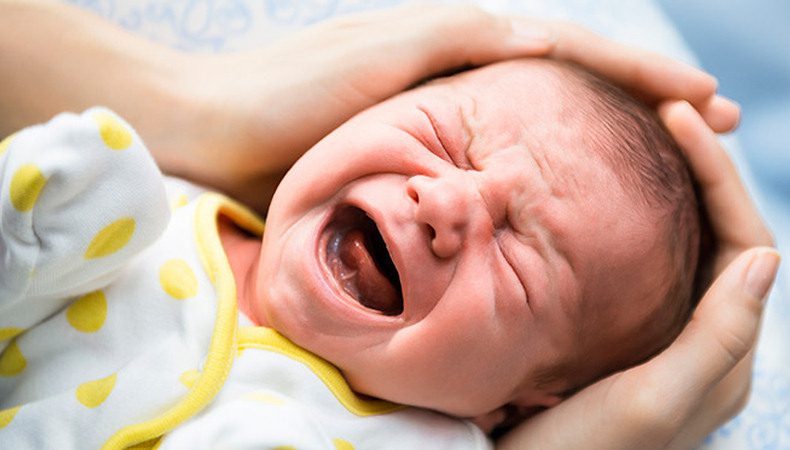 کولیک نوزاد چیست؟