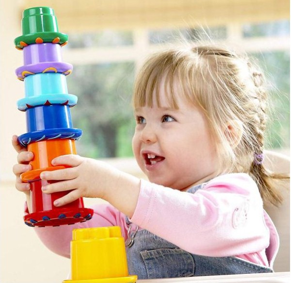 اسباب بازی های مناسب کودکان از 12 تا 18 ماهگی