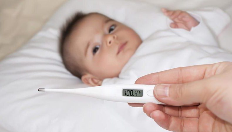 دمای بدن نوزاد