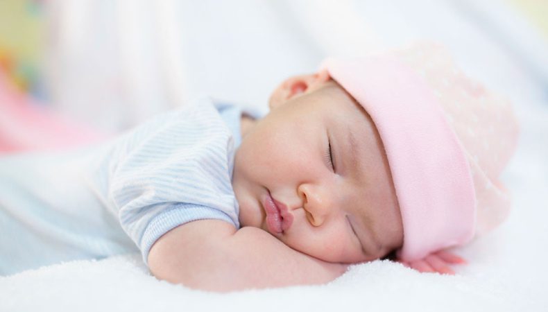 هفته چهارم نوزاد