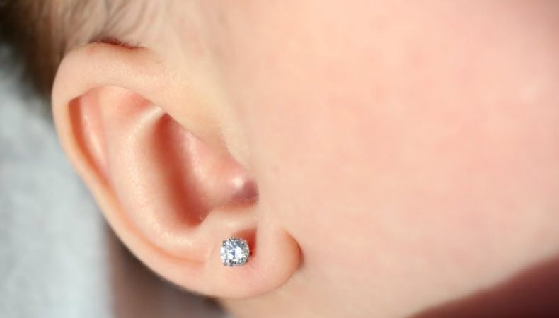 علائم مشکلات شنوایی در نوزادان