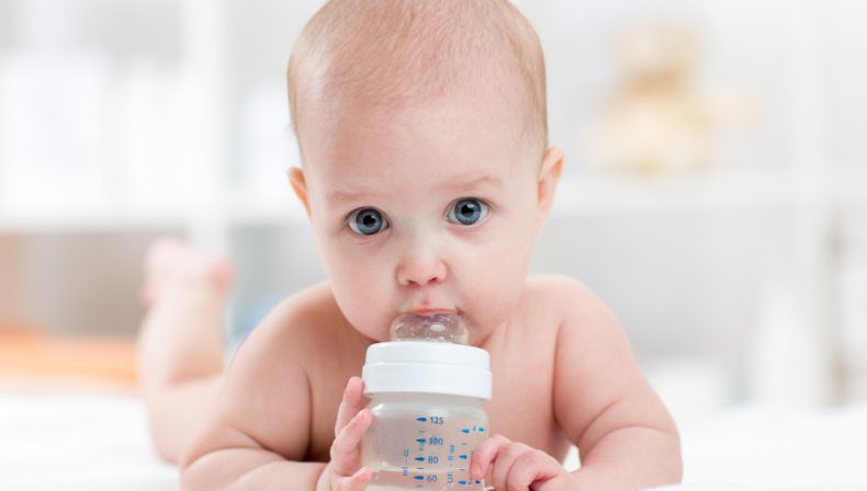 نوشیدنی های مفید و مضر برای کودکان