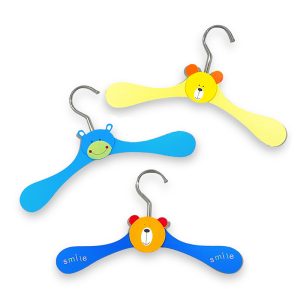 چوب لباسی چوبی اتاق کودک طرح خرس