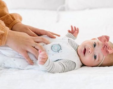 مقابله با سحرخیزی و زود از خواب بیدار شدن نوزاد