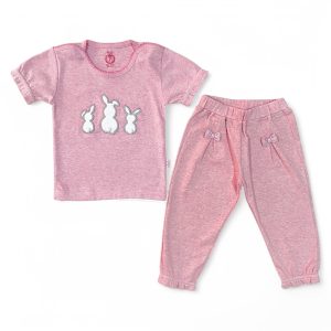 ست بلوز آستین کوتاه با شلوار بچه گانه دخترانه طرح ربیت پاریز