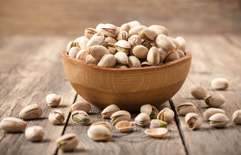 خوردن پسته برای نوزاد