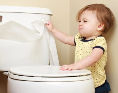 همه چیز در مورد رنگ مدفوع نوزاد