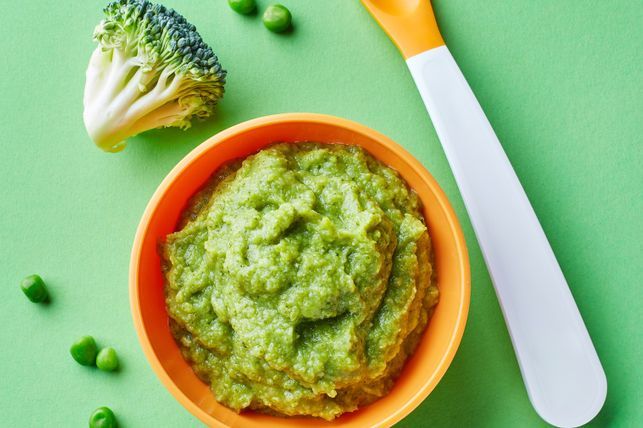 پوره کلم بروکلی و سیب زمینی برای نوزاد