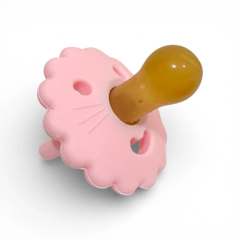 پستانک سیلیکونی دخترانه 0 تا 6 ماه طرح شیر آمریکو بیبی Americo Baby