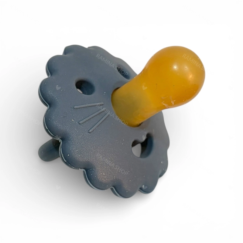 پستانک سیلیکونی پسرانه 0 تا 6 ماه طرح شیر آمریکو بیبی Americo Baby