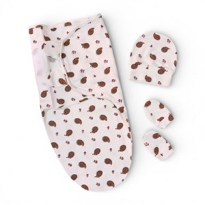ست قنداق، کلاه و دستکش نوزاد سری لبوبو طرح جوجه تیغی بیبی فورلایف Baby4life