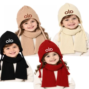 ست کلاه و شال گردن بافت 2 تا ۶ سال طرح Old